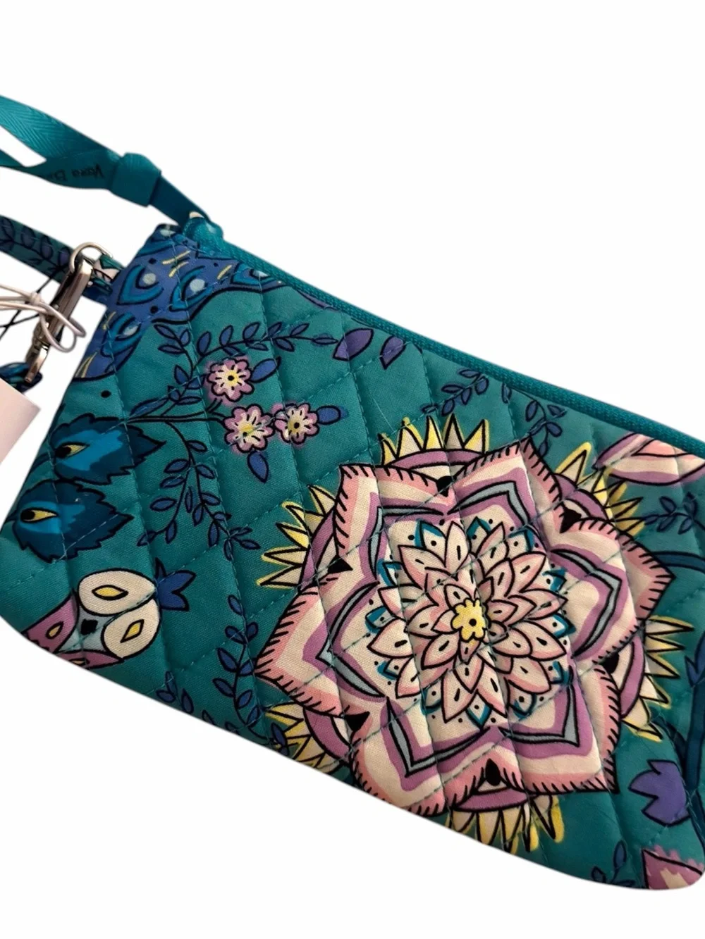 Vera Bradley Quilted SLIM WRISTLET Peacock Garden & Safari Sunset